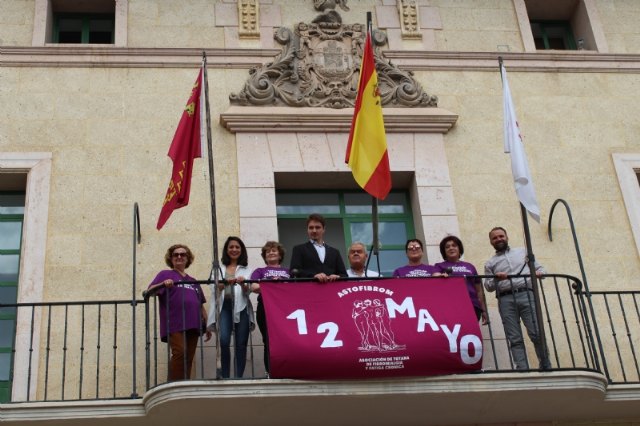 Totana se suma a la celebración del Día Mundial de la Fibromialgia y el Síndrome de Fatiga Crónica - 3, Foto 3