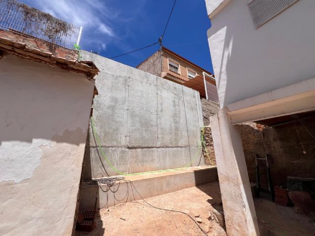 Los vecinos de la calle Madrid de El Puntal recuperan el acceso a sus viviendas - 4, Foto 4