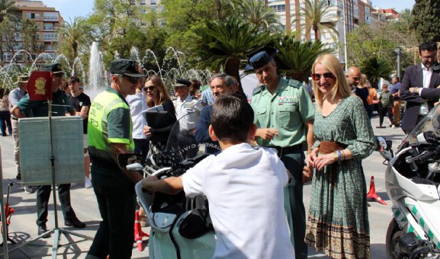 La Guardia Civil expone sus recursos humanos y técnicos con motivo de la celebración del 180° aniversario de su fundación - 5, Foto 5