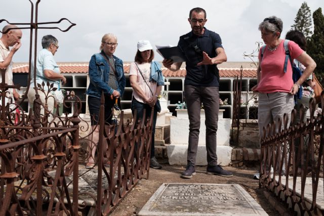 La oferta de rutas culturales se amplía con una visita que desvela los misterios del cementerio municipal - 2, Foto 2