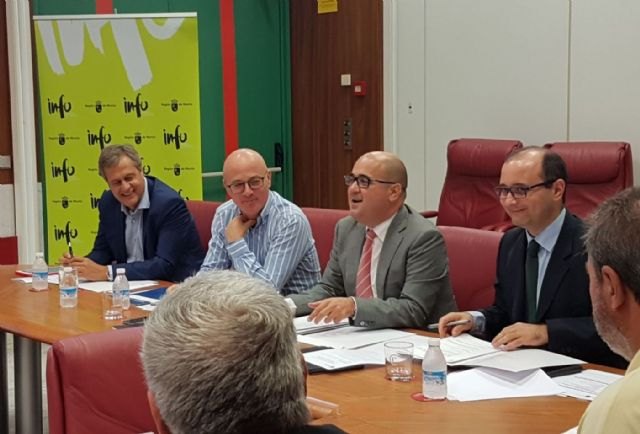 La Comunidad presenta a los empresarios la estrategia inteligente de industrialización del Valle de Escombreras - 2, Foto 2