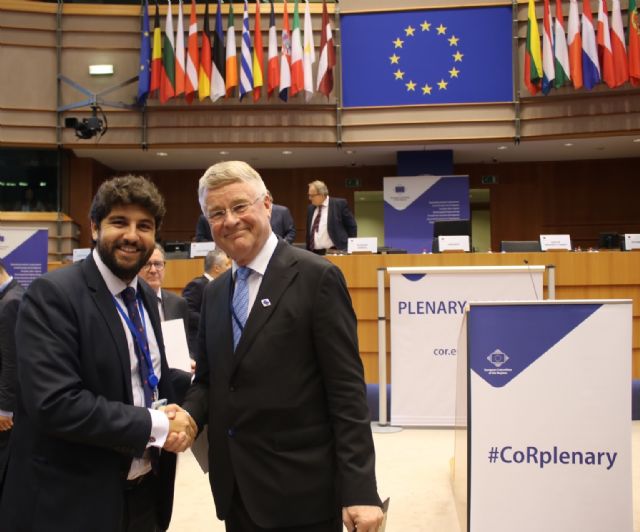 López Miras reclama en Bruselas que el Brexit no suponga menos fondos estructurales para la Región - 2, Foto 2