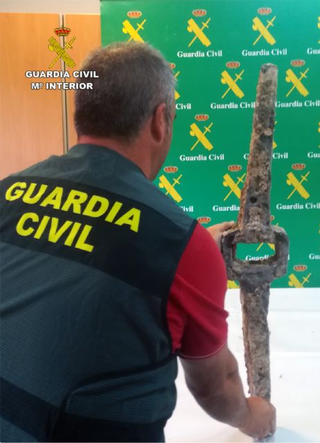 La Guardia Civil recupera en Murcia un cepo de ancla de la época romana - 5, Foto 5