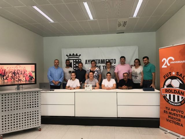 Presentación oficial de la nueva imagen del Roldán Fútbol Sala Femenino - 3, Foto 3