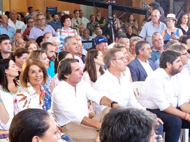 Los populares de Las Torres de Cotillas, con nuestros presidentes Feijóo, Aznar y López Miras - 4, Foto 4