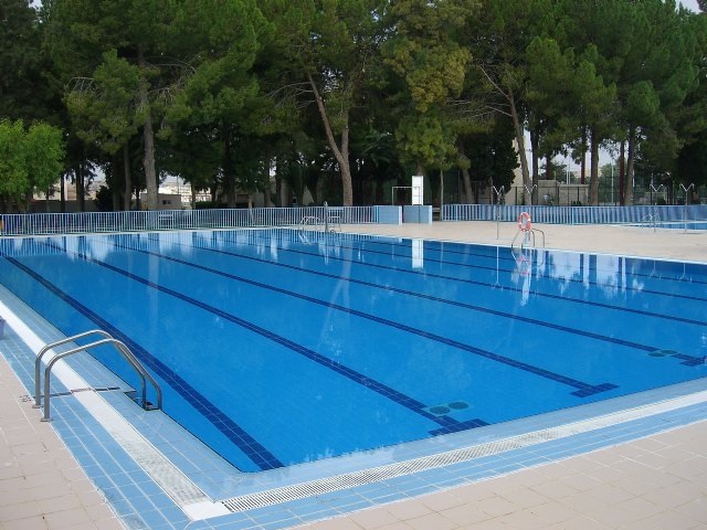 El Ayuntamiento reduce a 1 euro la entrada del Poli y establece la gratuidad para ciertos sectores durante dos días por la ola de calor - 1, Foto 1