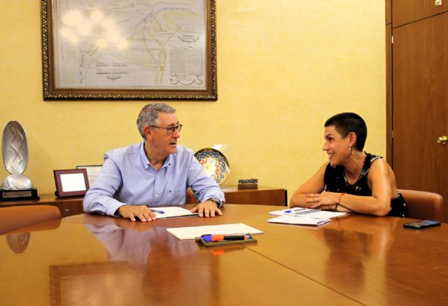 Mario mantiene una reunión con la alcaldesa de Beniel - 1, Foto 1