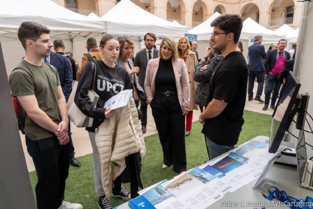 Cartagena reafirma su compromiso con el empleo y la vivienda juvenil en el Día de la Juventud - 1, Foto 1