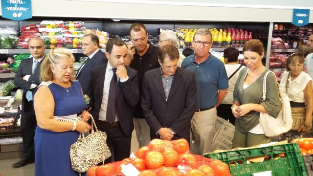 El Alcalde destaca que la apertura de un nuevo establecimiento de Aldi acentúa la capitalidad subregional de Lorca y su liderazgo como cabecera de comarca - 1, Foto 1