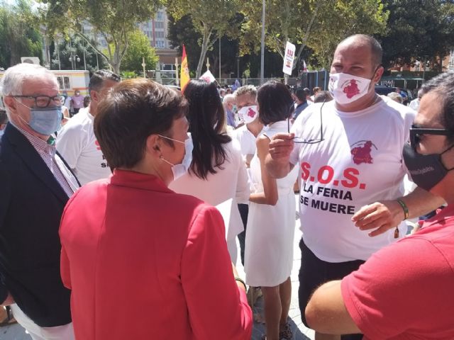 El PP solicita al Gobierno de España la creación de una mesa de negociación con los feriantes para implantar ayudas al sector ante la COVID-19 - 2, Foto 2