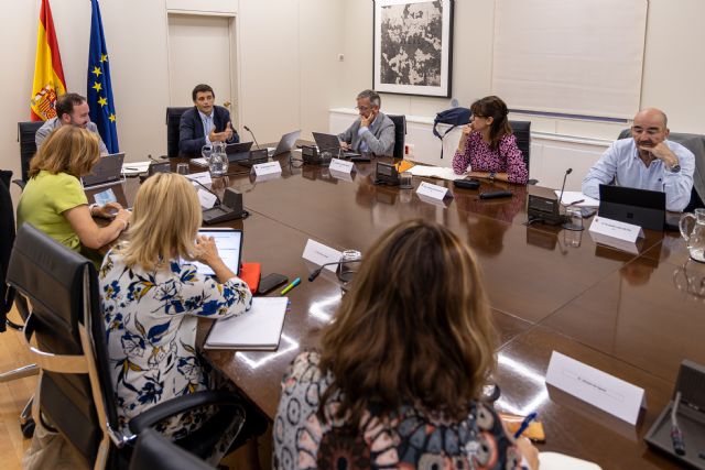 El secretario de Estado de la Seguridad Social se reúne con los interlocutores sociales para consensuar la última parte de la reforma de pensiones - 2, Foto 2