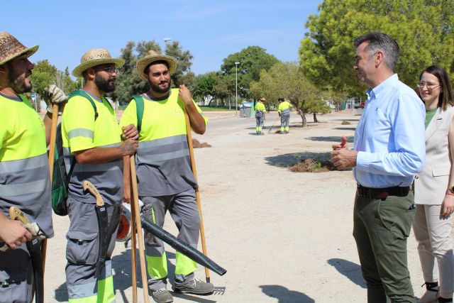 Los alumnos del PMEF de jardinería realizan su formación laboral en parques y zonas verdes del municipio - 1, Foto 1