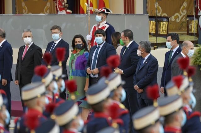 López Miras reivindica la unidad de todos los españoles y aboga por dejar a un lado los posicionamientos radicales y las diferencias - 2, Foto 2