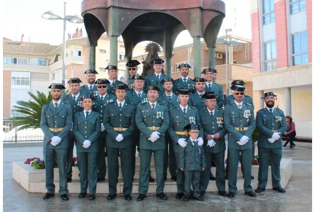 Totana celebra el Día de la Fiesta Nacional en un acto de homenaje a la bandera de España, y reconocimiento a los Cuerpos y Fuerzas de Seguridad del Estado, Foto 2