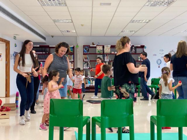 La biblioteca de Espinardo estimula la lectura entre los más pequeños - 4, Foto 4