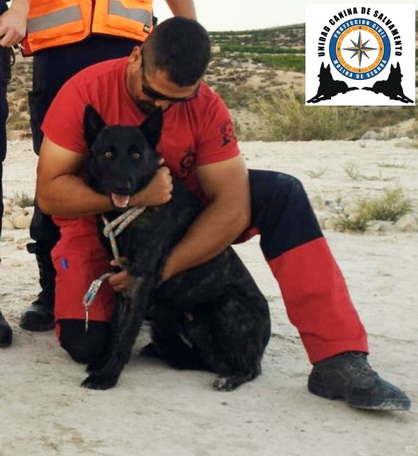 Voluntarios de Protección Civil del Curso de Capacitación para Guías Caninos hallan con vida a una mujer desaparecida en Molina de Segura - 2, Foto 2