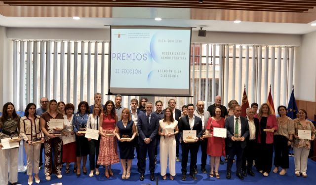 La Comunidad convoca la tercera edición de los Premios de Buen Gobierno, Modernización Administrativa y Atención a la Ciudadanía La Comunidad convoca la tercera edición de los Premios de Buen Gobierno, Modernización Administrativa y Atención a la Ciudadanía