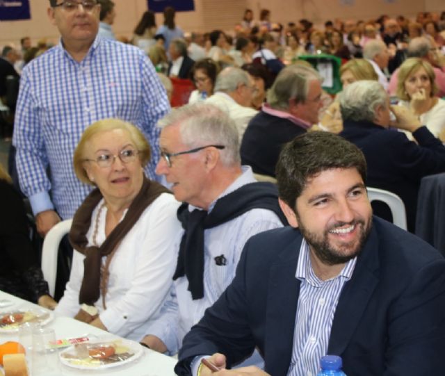 Fernando López Miras asiste a la IX paella solidaria organizada por Manos Unidas en Cartagena - 2, Foto 2