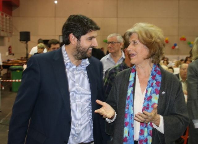 Fernando López Miras asiste a la IX paella solidaria organizada por Manos Unidas en Cartagena - 3, Foto 3