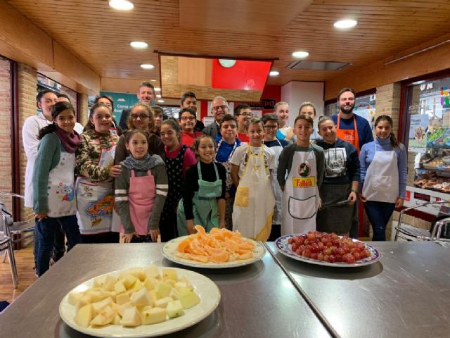 Más de 3.000 alumnos aprenderán técnicas de compra y alimentación en el aula de la Plaza de Abastos de Verónicas - 1, Foto 1