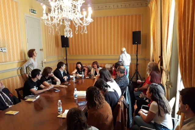 La poeta Olvido García Valdés mantendrá un encuentro con jóvenes poetas en Deslinde - 1, Foto 1