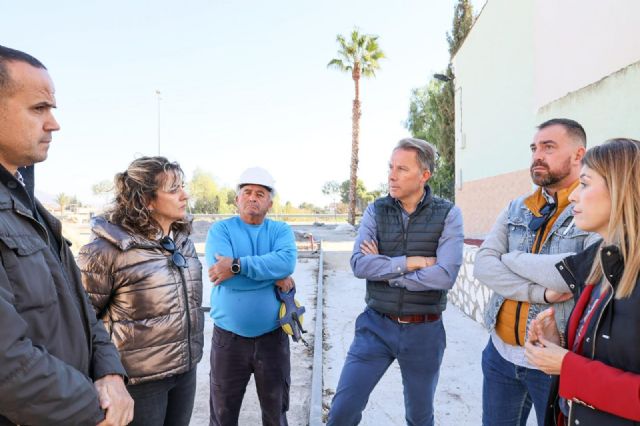 El Ayuntamiento invierte más de 235.000 euros en mejorar las infraestructuras y las zonas verdes de la Virgen de las Huertas - 3, Foto 3