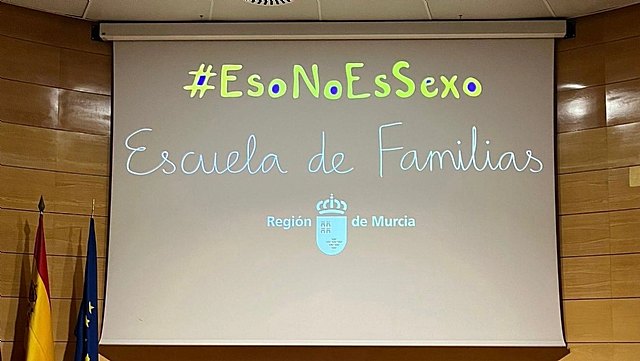 Ofrecen charlas formativas a los padres para prevenir y abordar conductas de violencia sexual en menores, Foto 1