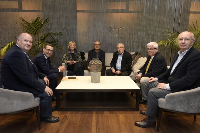 José Manuel de la Huerga Rodríguez gana el XXIII Premio de Novela Vargas Llosa por su obra 'Los ballenatos' - 1, Foto 1