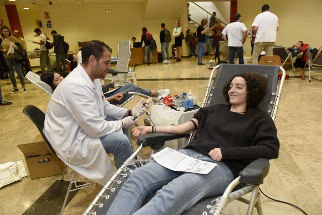 La Universidad de Murcia recoge 150 donaciones de sangre en su campaña 'Diciembre Solidario' - 2, Foto 2