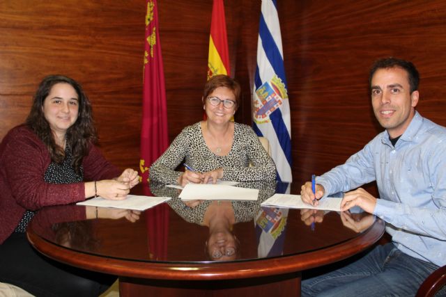 El Ayuntamiento firma convenio de 15.000 euros con FAMPA para impulsar la participación integral de la comunidad educativa - 1, Foto 1