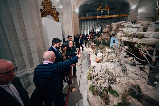 López Miras inaugura el belén de San Esteban - 1, Foto 1