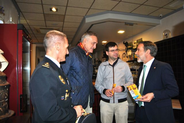 1.500 agentes reforzarán la seguridad de comerciantes y ciudadanos durante las fiestas de Navidad - 1, Foto 1