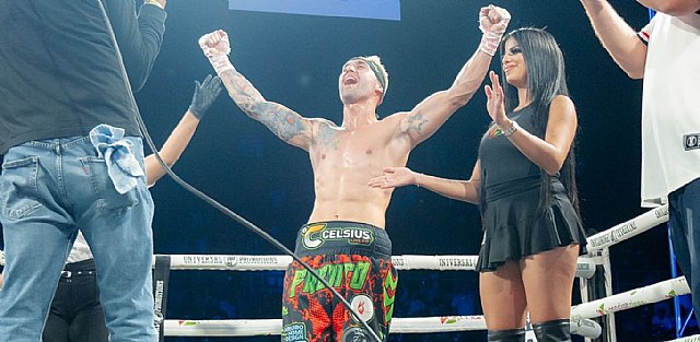 Fredito Mathews logra una increíble victoria en su combate contra Rey Charlie - 1, Foto 1