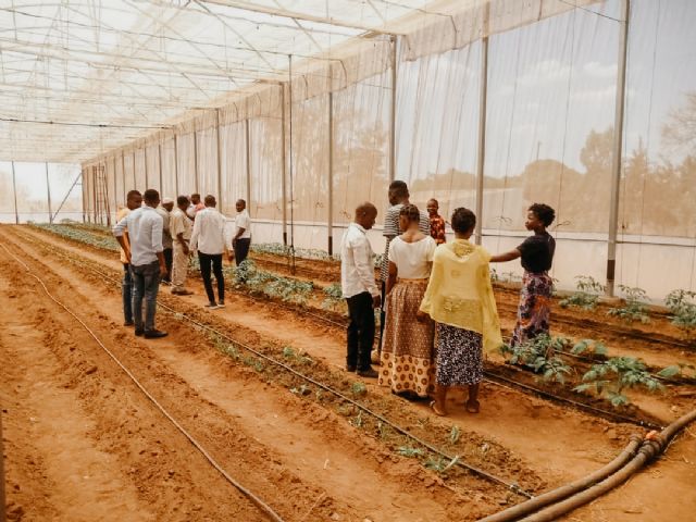 Inaugurado el primer invernadero solidario y potabilizadora para la formación de jóvenes en Mozambique - 1, Foto 1