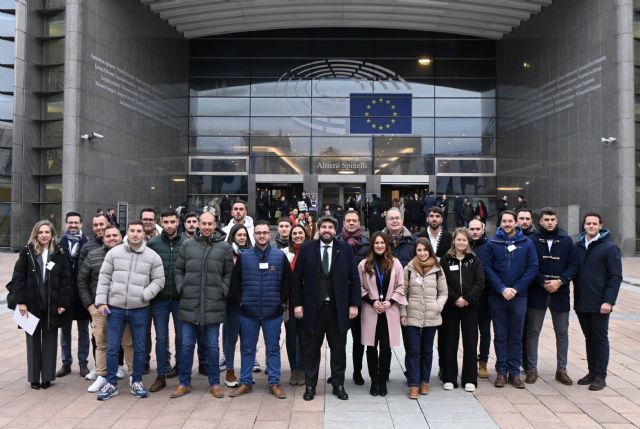 El Gobierno regional reafirma su apuesta por el relevo generacional en el campo en el X Congreso Europeo de Jóvenes - 1, Foto 1