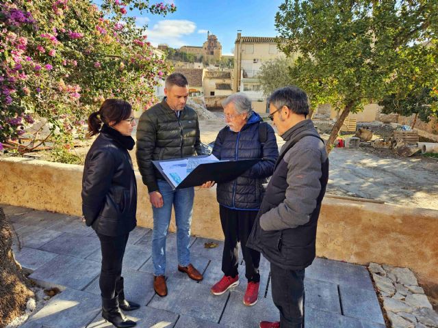 El Ayuntamiento de Caravaca ejecuta las obras para convertir el espacio en desuso del 'Europán' en una gran zona verde para el casco histórico - 2, Foto 2