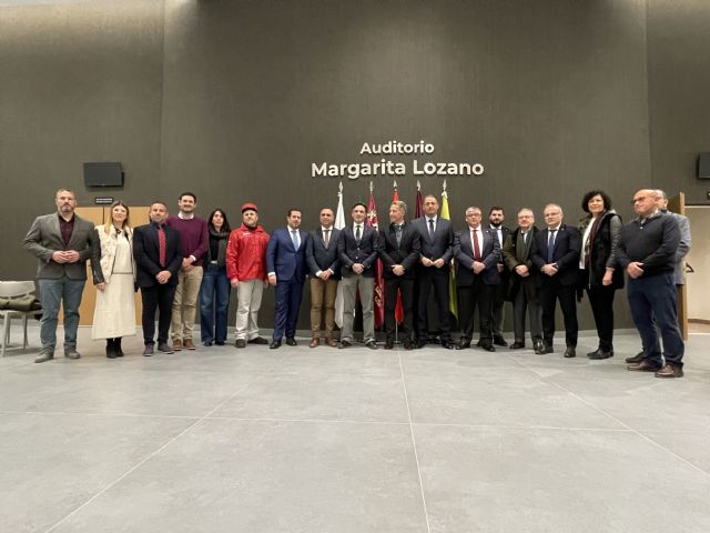 Gobierno regional y Ayuntamiento de Lorca formalizan su adhesin a la 