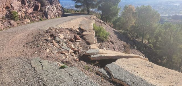 El PSOE de Lorca alerta del peligroso estado de la pista forestal de la Peñarrubia y exige a la CARM su arreglo inmediato - 3, Foto 3