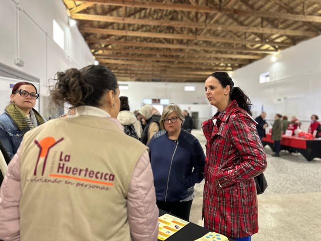 Fuente Álamo lidera la inclusión laboral con la 1ª Feria de Empleo para personas con discapacidad y en situación de exclusión social - 1, Foto 1