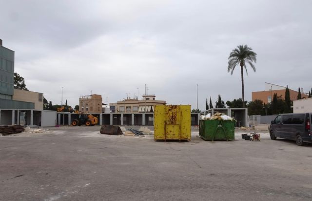 El Ayuntamiento de Murcia inicia la demolición de los barracones de la antigua guardería de La Paz - 2, Foto 2