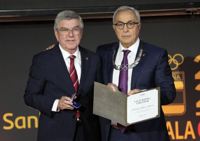 El presidente del COE destaca su alianza con la UCAM al recibir la Orden Olímpica internacional - 2, Foto 2