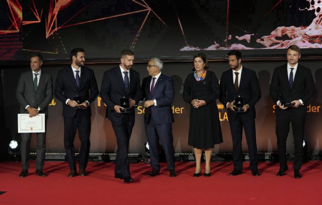 El presidente del COE destaca su alianza con la UCAM al recibir la Orden Olímpica internacional - 4, Foto 4