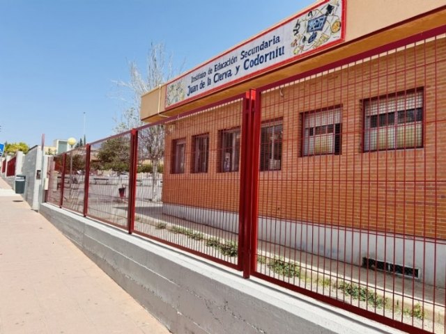 El acto de reconocimiento institucional por el 70 aniversario del IES Juan de la Cierva tendrá lugar el 20 de diciembre - 1, Foto 1