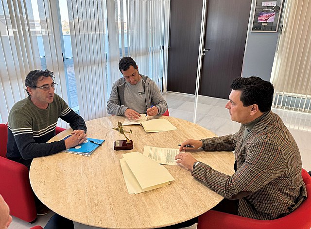 El Ayuntamiento renueva acuerdo colaboración con la Asociación Vecinal Cultura, Deporte y Ocio La Manga del Mar Menor - 1, Foto 1