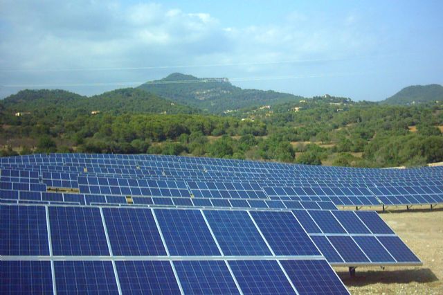 BayWa r.e. completa la venta de su parque solar de Archidona en Málaga, en la primera inversión de Encavis en España - 1, Foto 1