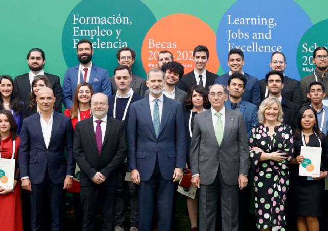 Su Majestad el Rey preside la Jornada de Formación, Empleo y Excelencia de Iberdrola - 2, Foto 2