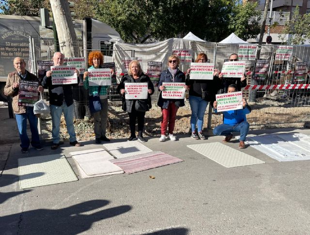 Vecinos de Vistabella, La Paz y La Fama protestan ante las obras en Avenida de la Fama - 1, Foto 1