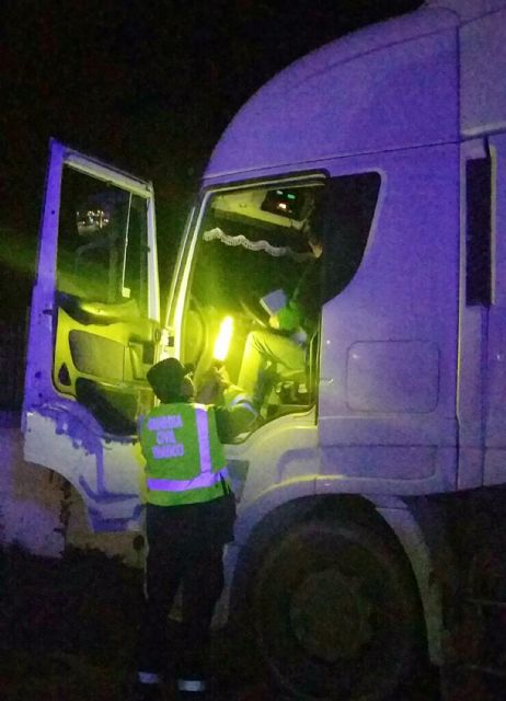 La Guardia Civil detiene al conductor de un camión pesado que superaba cinco veces la tasa de alcohol. - 3, Foto 3