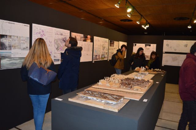 El Colegio de Arquitectos expone los proyectos ganadores de los Premios Fin de Carrera y Grado 2017 - 2, Foto 2