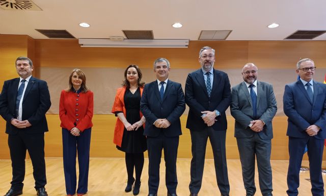 El consejero preside la toma de posesión de los directores generales de la Consejería - 1, Foto 1